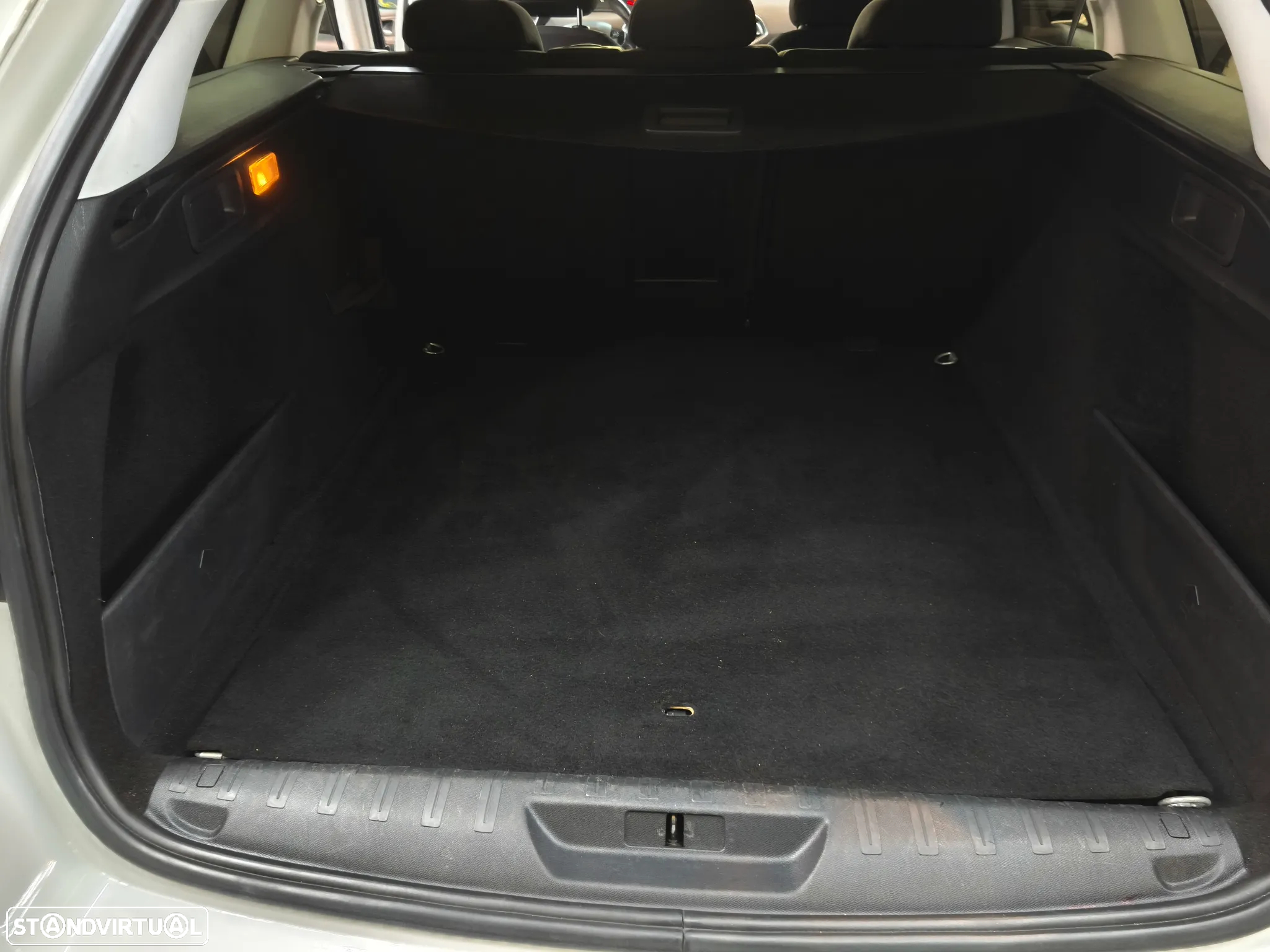 Peugeot 308 SW 1.6 BlueHDi Active J17 - 19