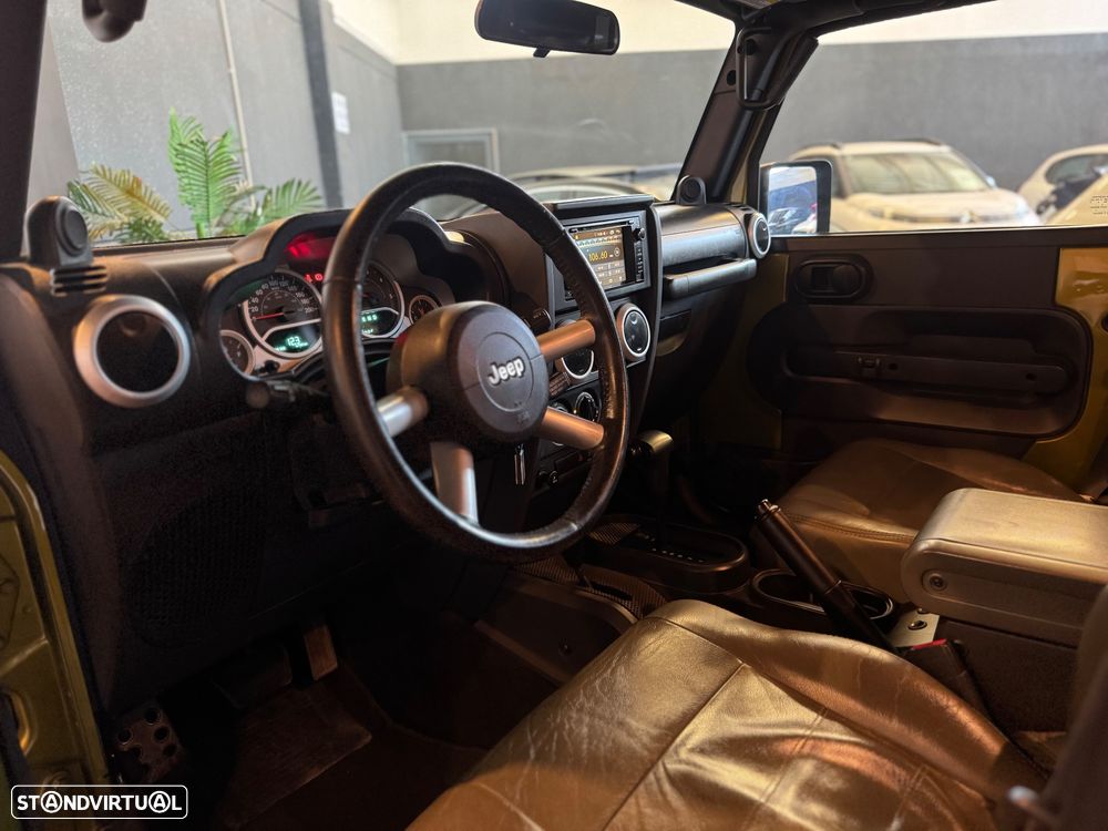 Jeep Wrangler 2.8 CRD ATX Sport - 8