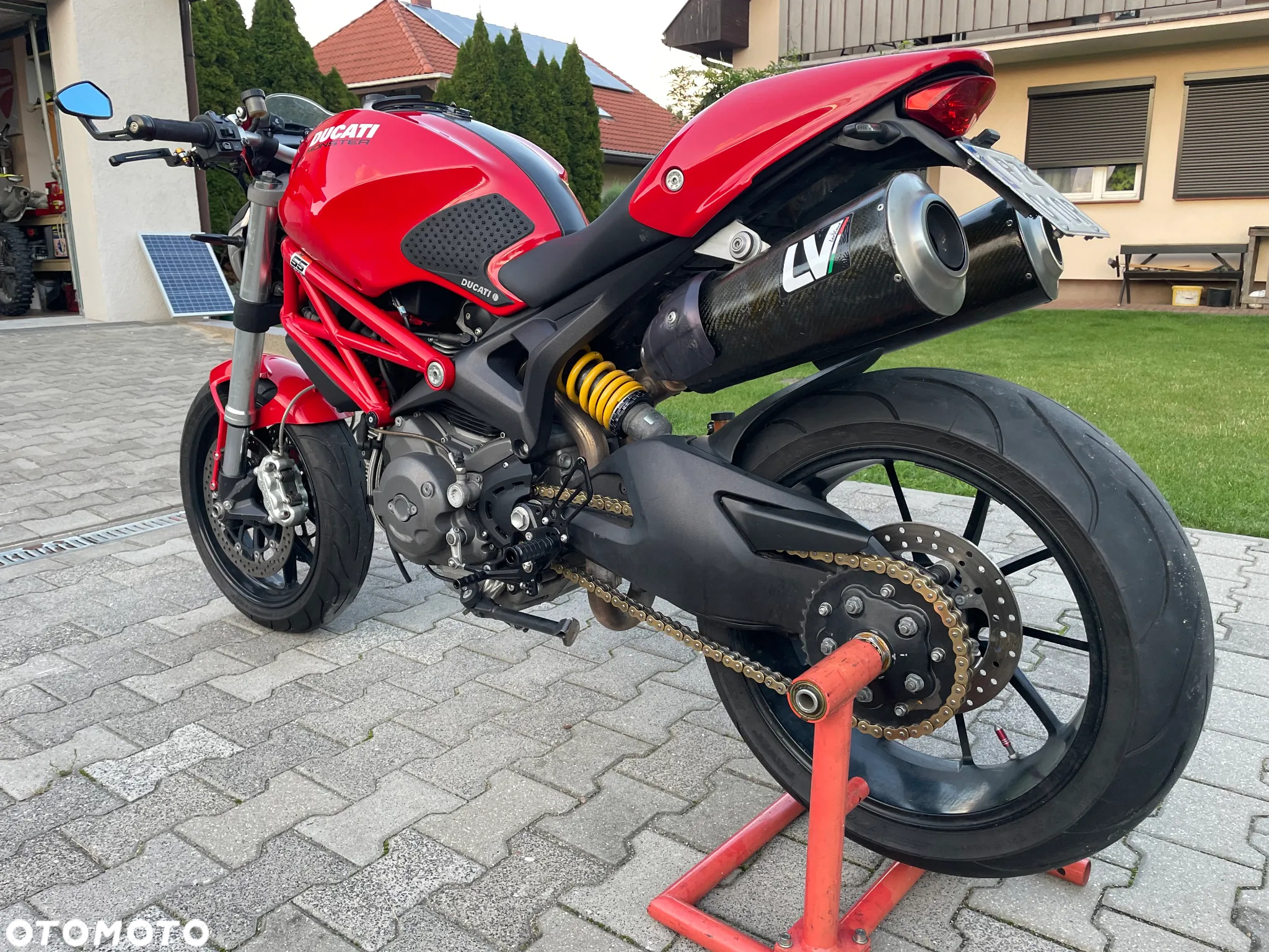 Ducati Monster - 9