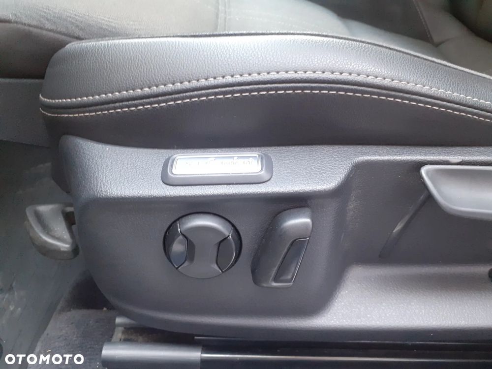 Volkswagen Passat Alltrack - 29