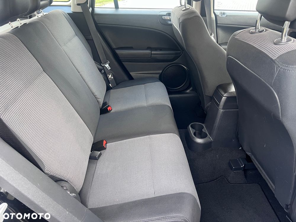 Dodge Caliber 2.0 SE - 19