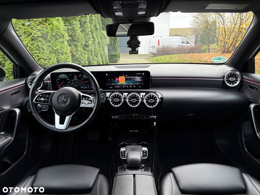 Mercedes-Benz Klasa A 200 7G-DCT - 28