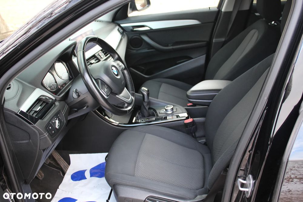 BMW X2 sDrive18d Advantage Plus - 20