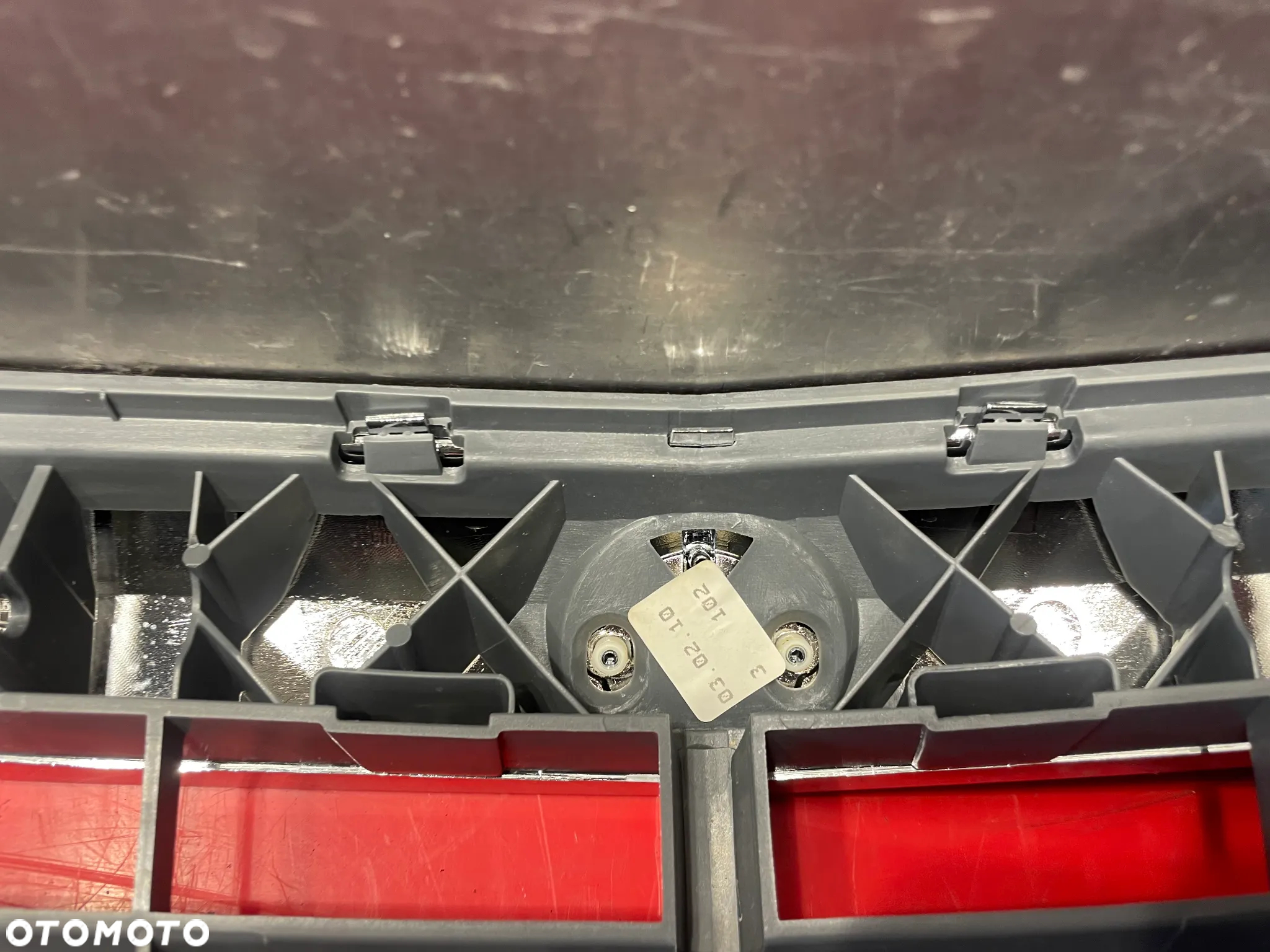 GRILL ATRAPA CHŁODNICY MERCEDES PZEDLIFT W204 - 11