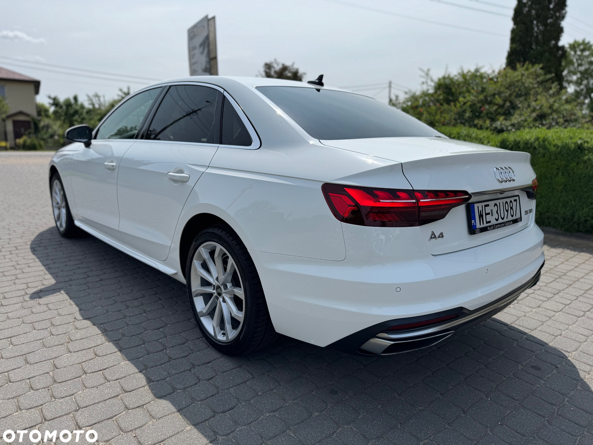 Audi A4 40 TDI Advanced S tronic - 9