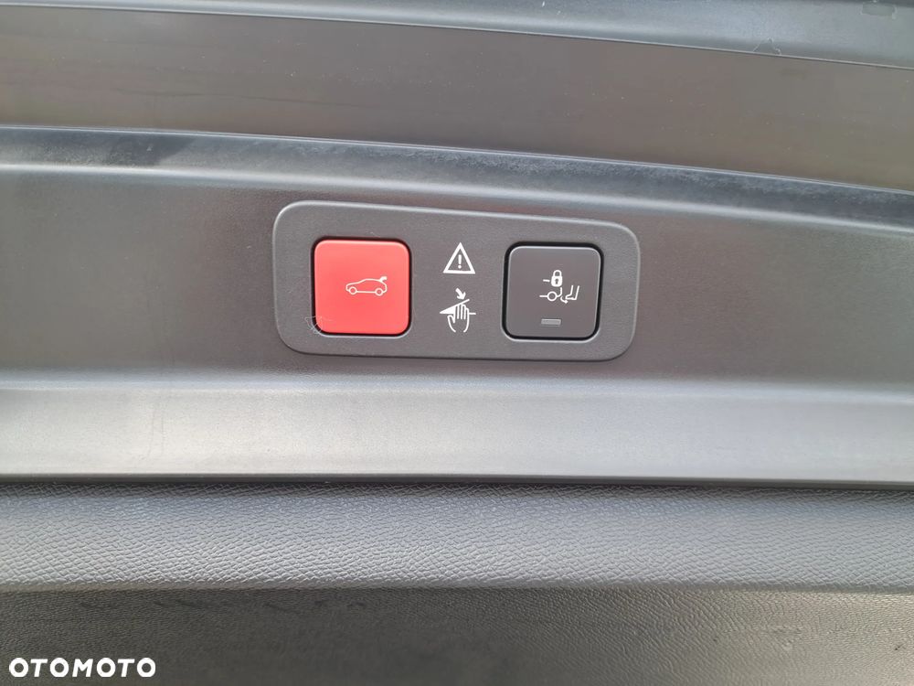 Peugeot 5008 1.5 BlueHDi GT S&S EAT8 - 18