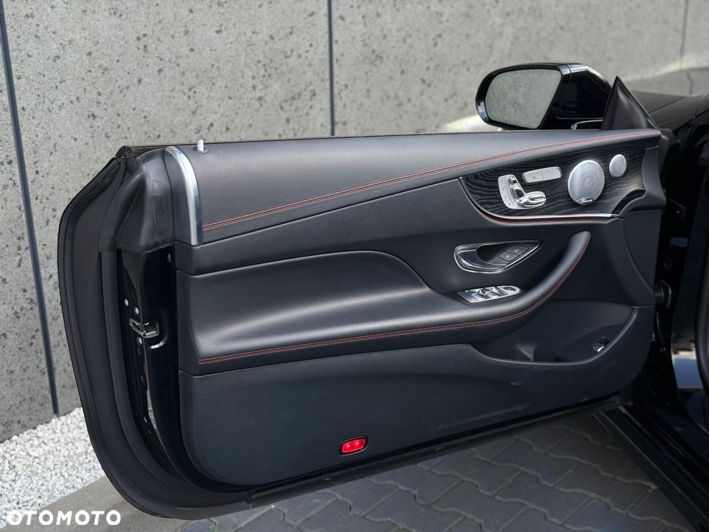 Mercedes-Benz Klasa E - 24