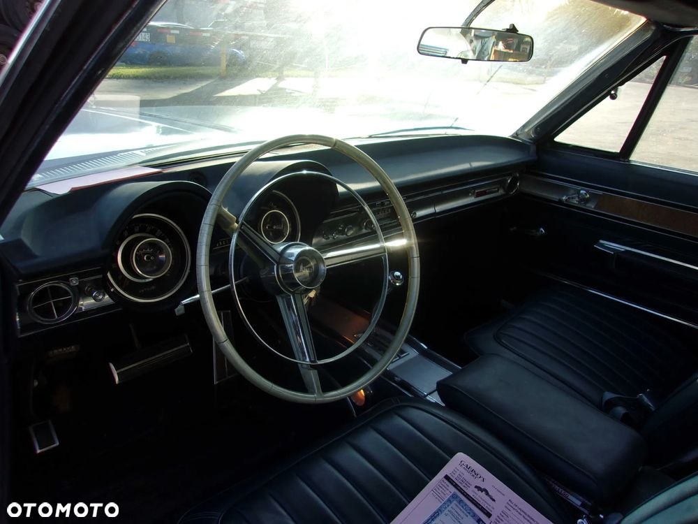 Dodge Monaco - 23