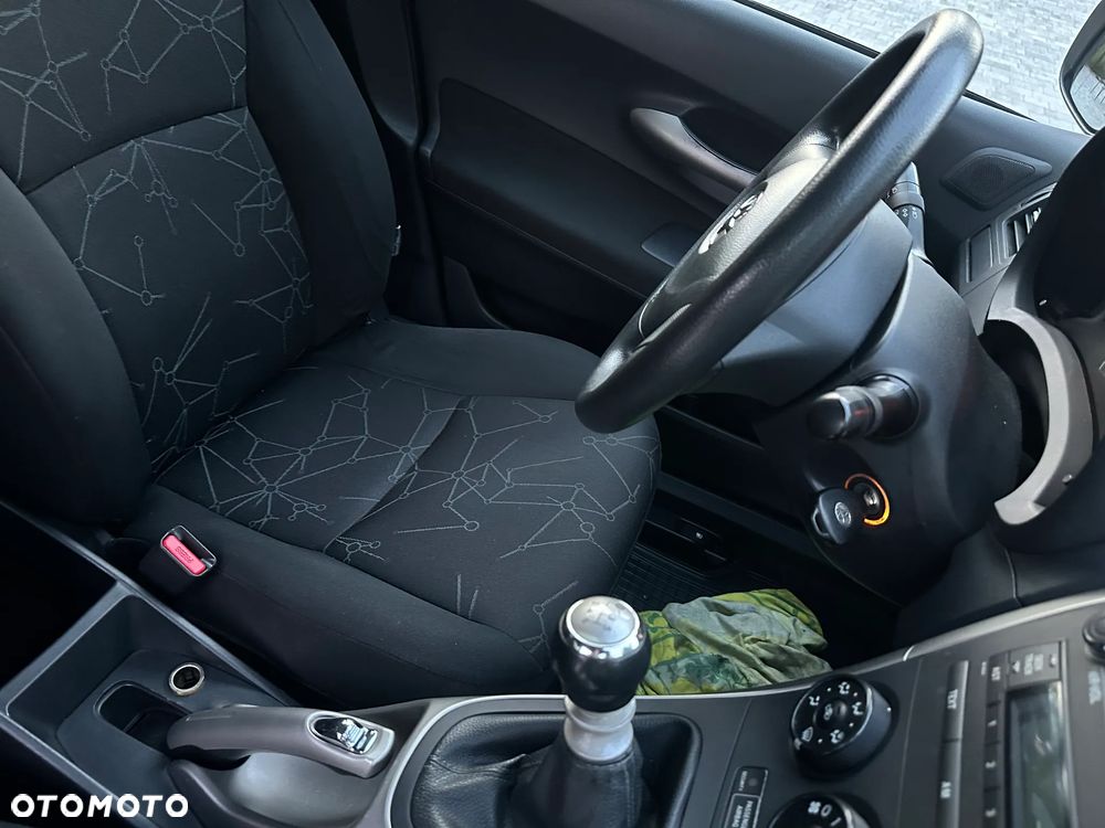 Toyota Auris 1.33 VVT-i Luna - 11