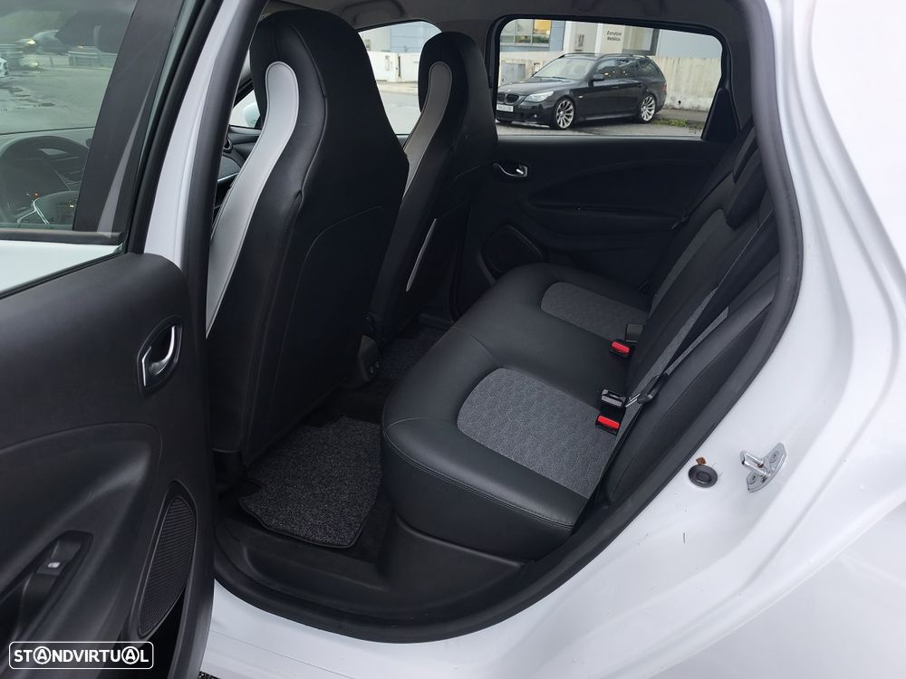 Renault Zoe (c/ Bateria) EV50 135hp Riviera - 10