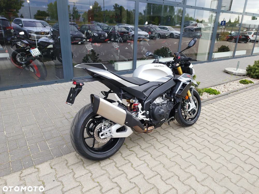 Aprilia Tuono - 6