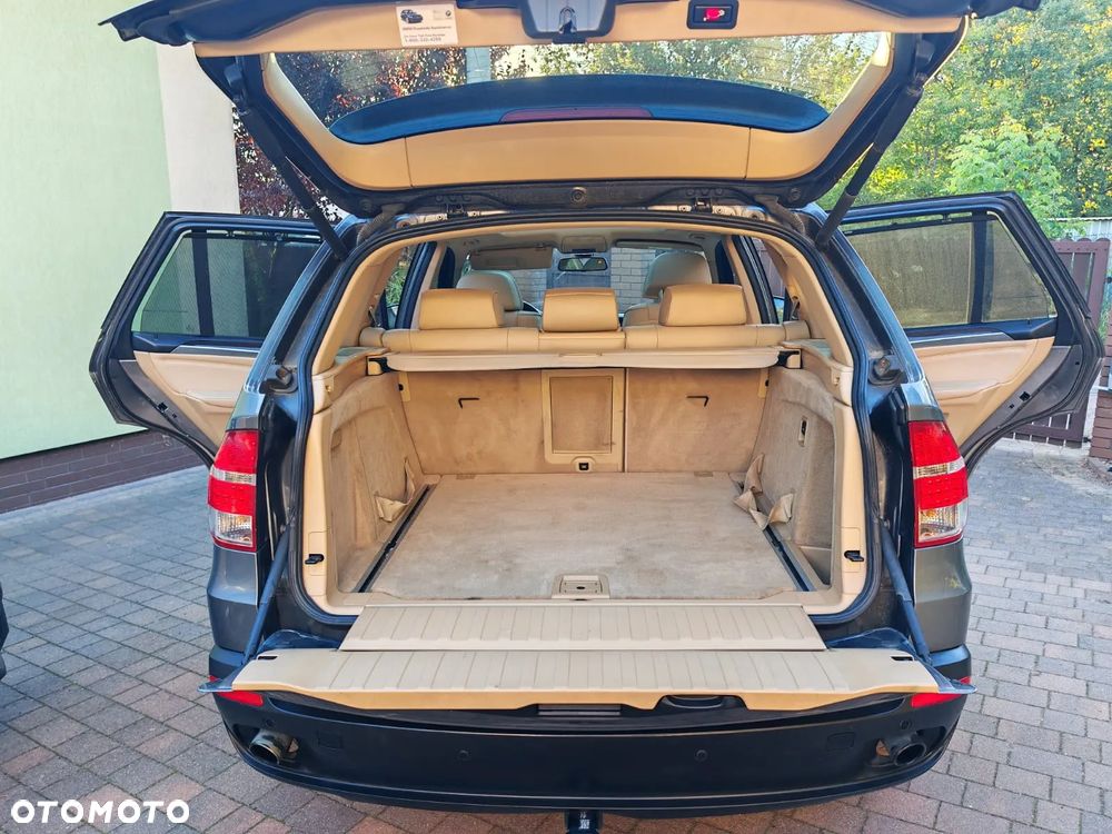 BMW X5 3.0si xDrive - 13
