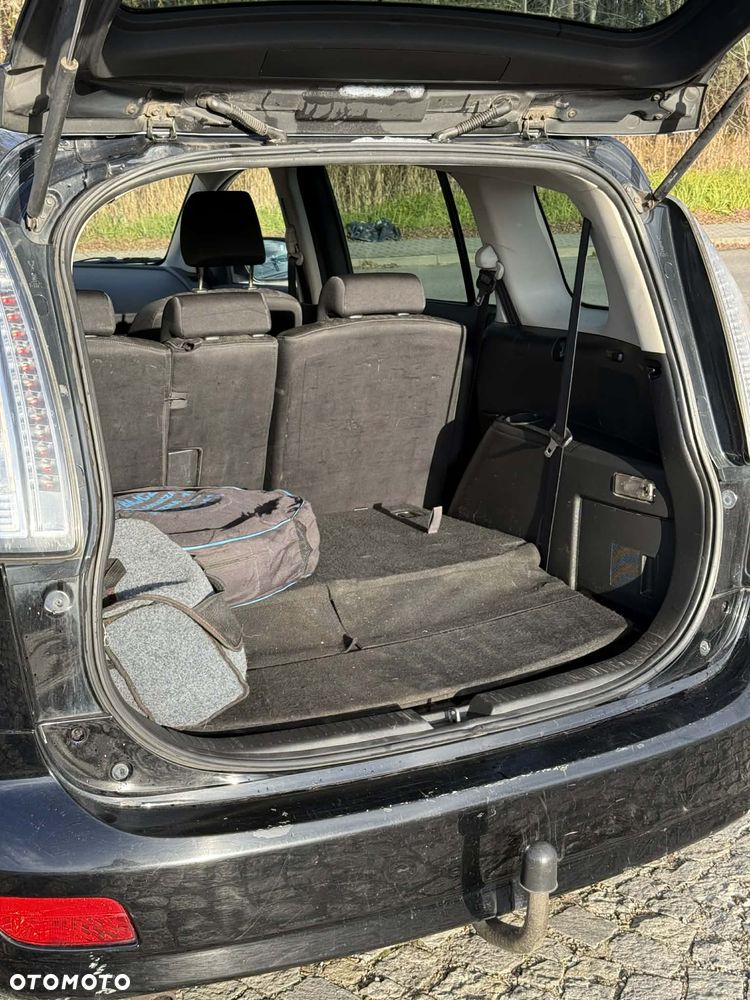 Mazda 5 2.0 Active - 17