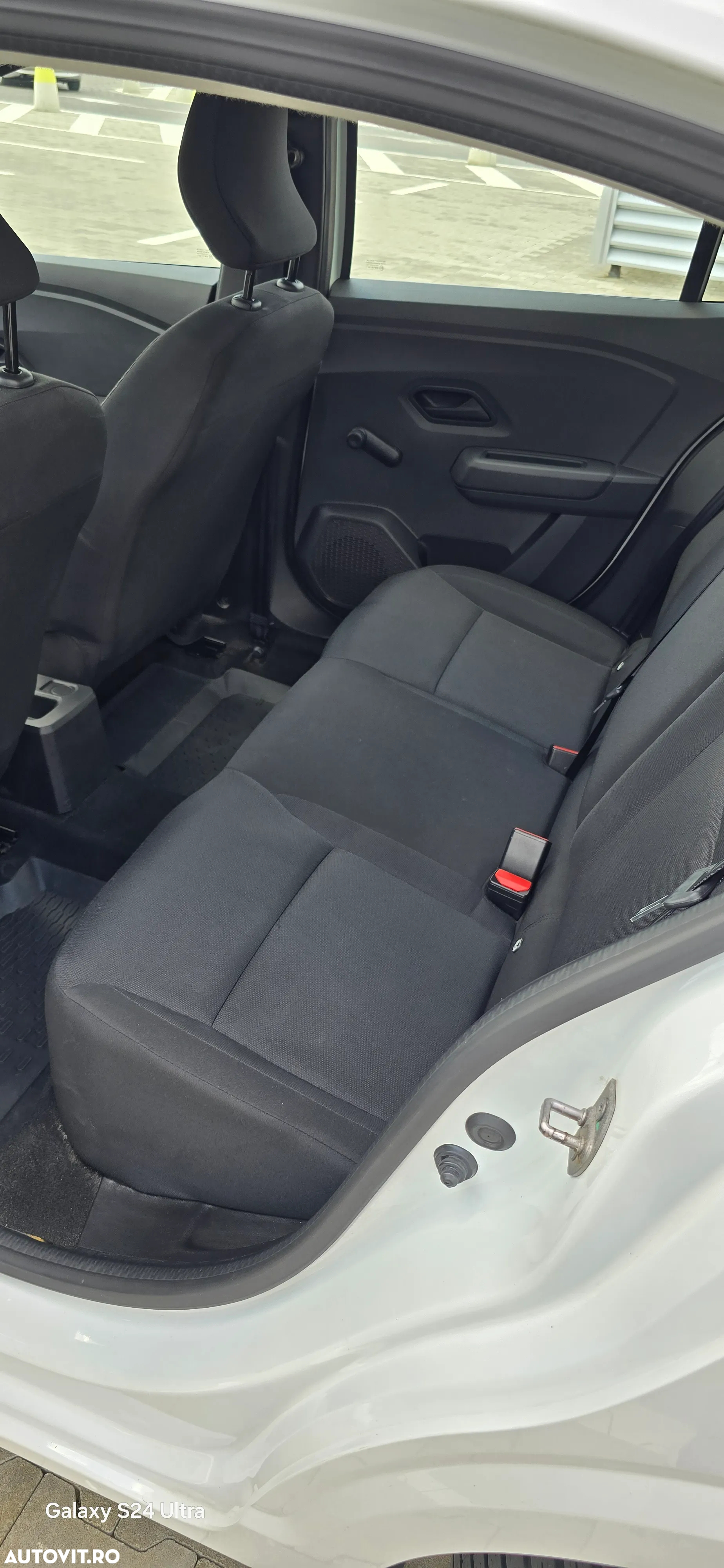 Dacia Logan ECO-G 100 Essential - 8