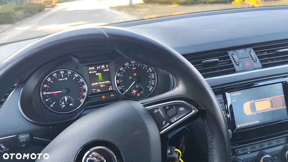 Skoda Octavia 2.0 TDI DSG Ambition - 8