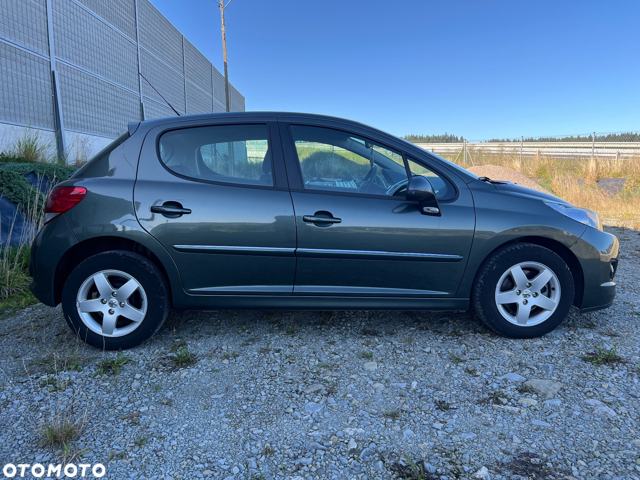 Peugeot 207 1.4 Trendy - 13