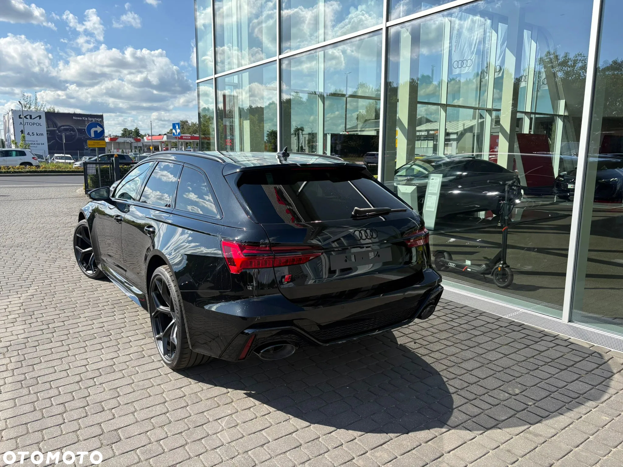 Audi RS6 Avant - 8