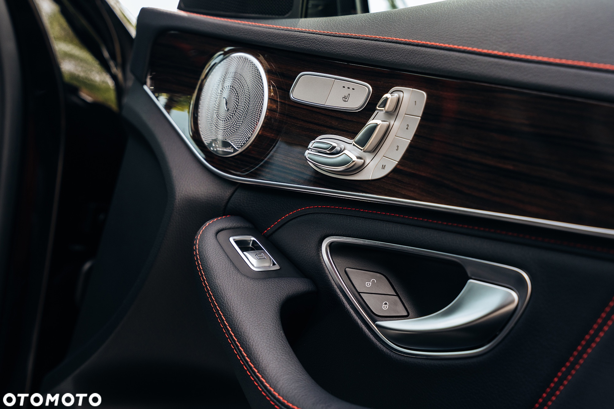 Mercedes-Benz Klasa C AMG 43 4Matic 9G-TRONIC - 35