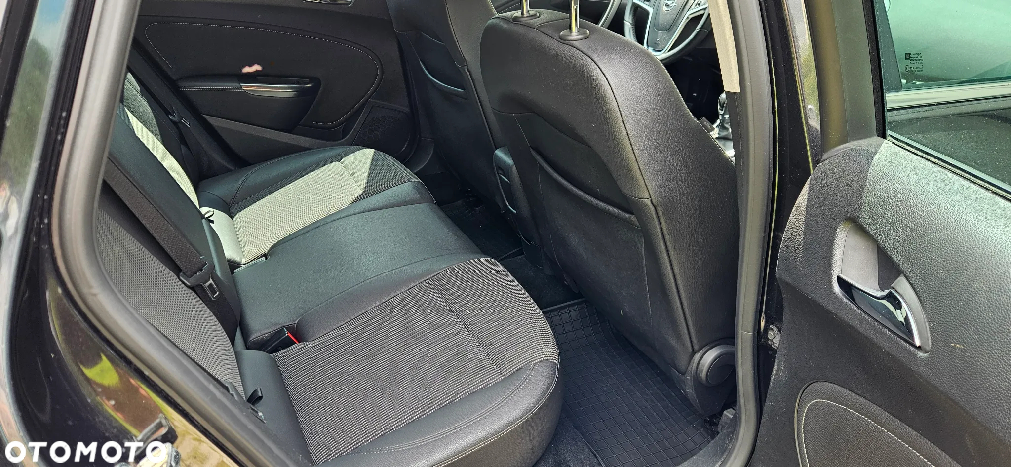 Opel Astra 1.4 Turbo Sports Tourer - 11