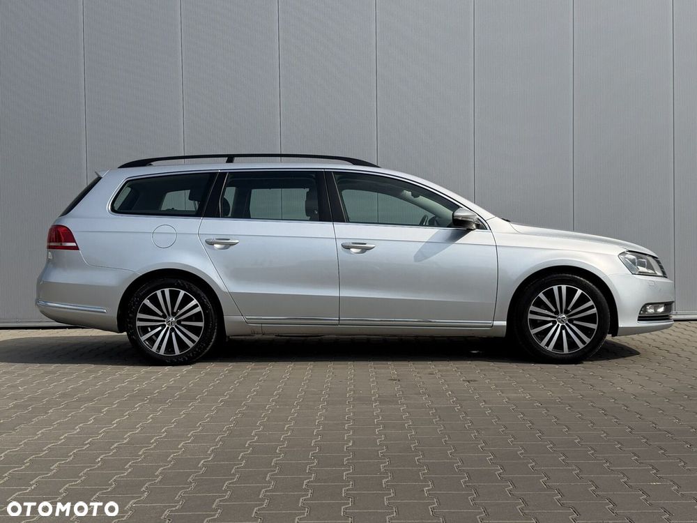 Volkswagen Passat - 11