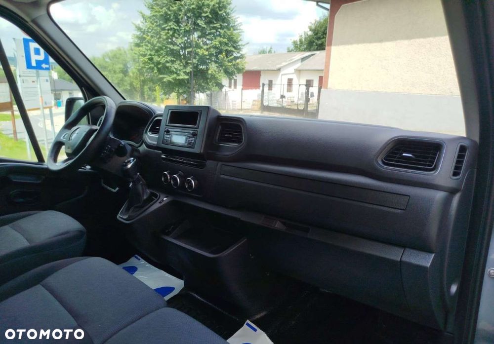 Renault Master - 18