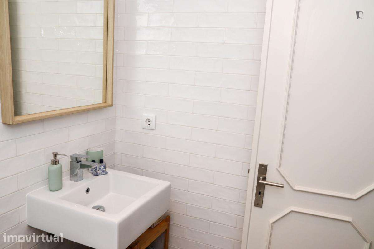 Apartamento com 1 quartos - localizado em Santo Ildefonso Porto - Grande imagem: 4/13