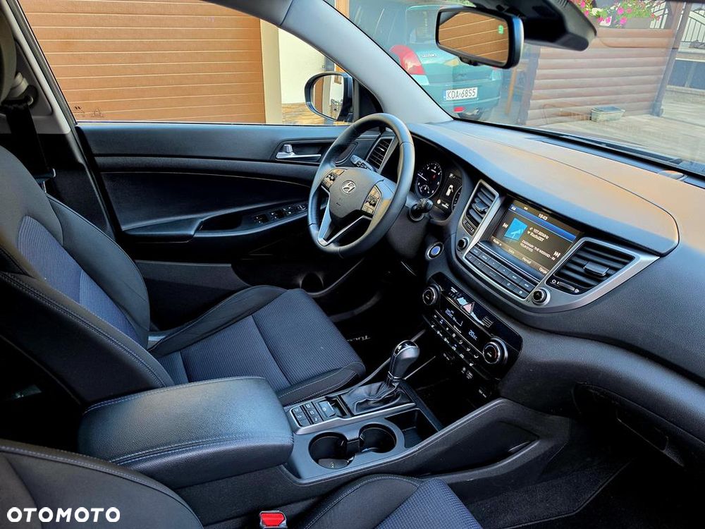 Hyundai Tucson blue 1.7 CRDi 2WD DCT Premium - 17