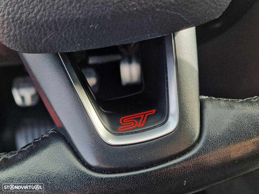 Ford Focus SW 2.0 TDCi ST-2 - 21