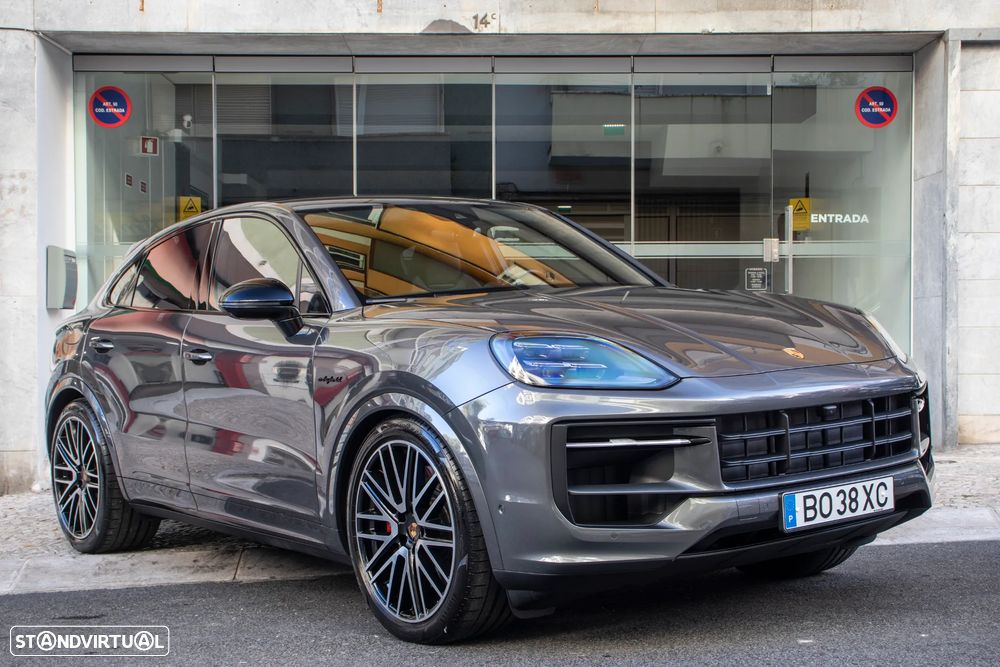 Porsche Cayenne Coupé S E-Hybrid - 3