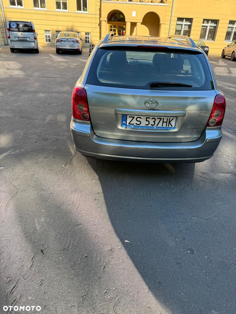 Toyota Avensis 2007 photo 4