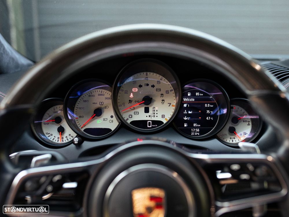 Porsche Cayenne Turbo Tiptronic S - 34