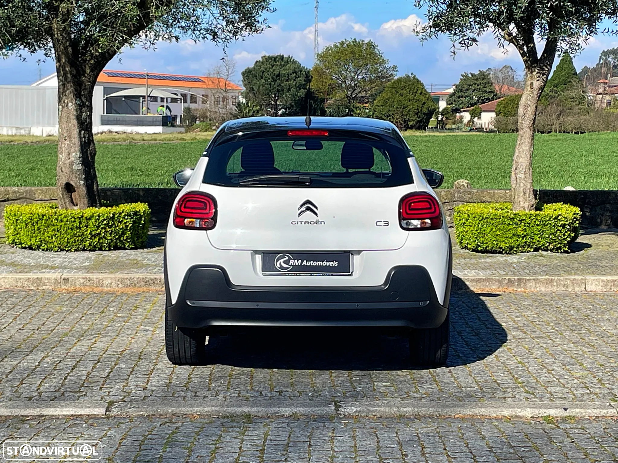 Citroën C3 1.2 PureTech Shine - 6