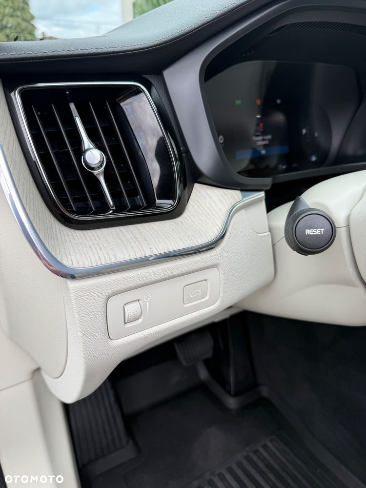 Volvo XC 60 B5 B Geartronic Inscription - 38