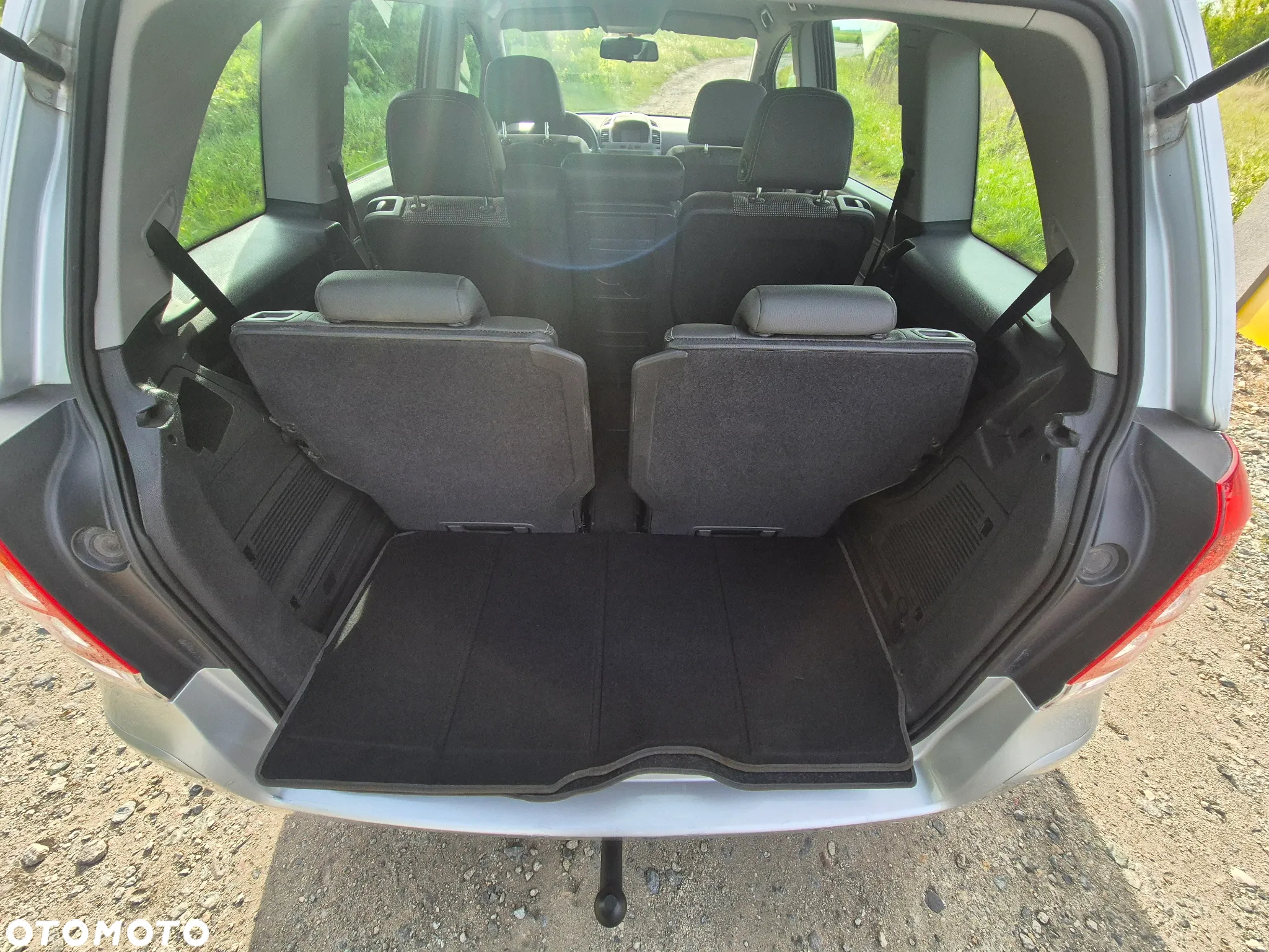 Opel Zafira 1.8 Design Edition - 25