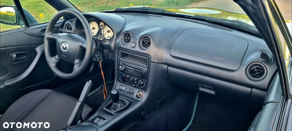 Mazda MX-5 1.6i 16V - 19