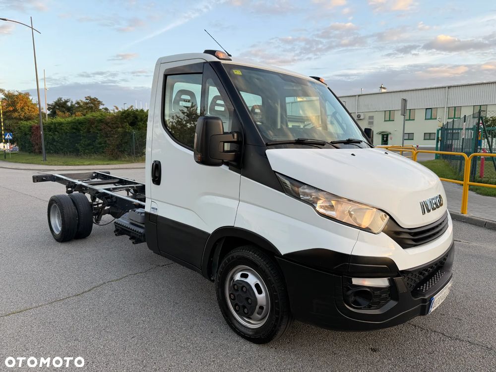 Iveco Daily 35C15 - 3