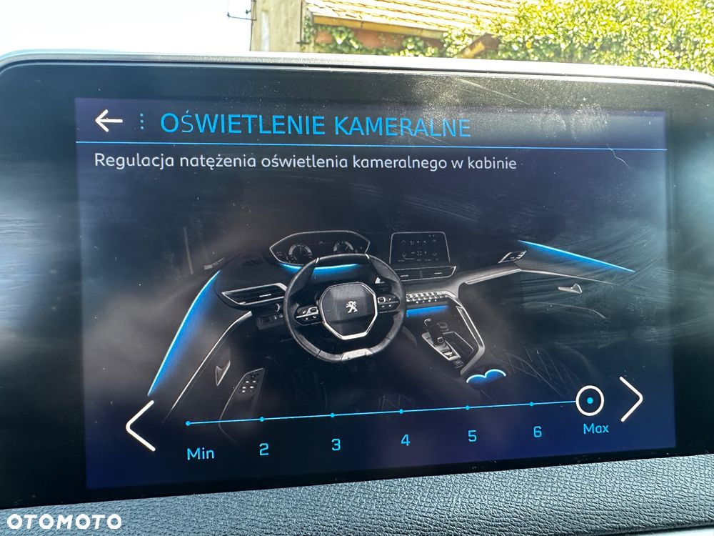 Peugeot 5008 PureTech 130 Stop & Start Active Business-Paket - 32