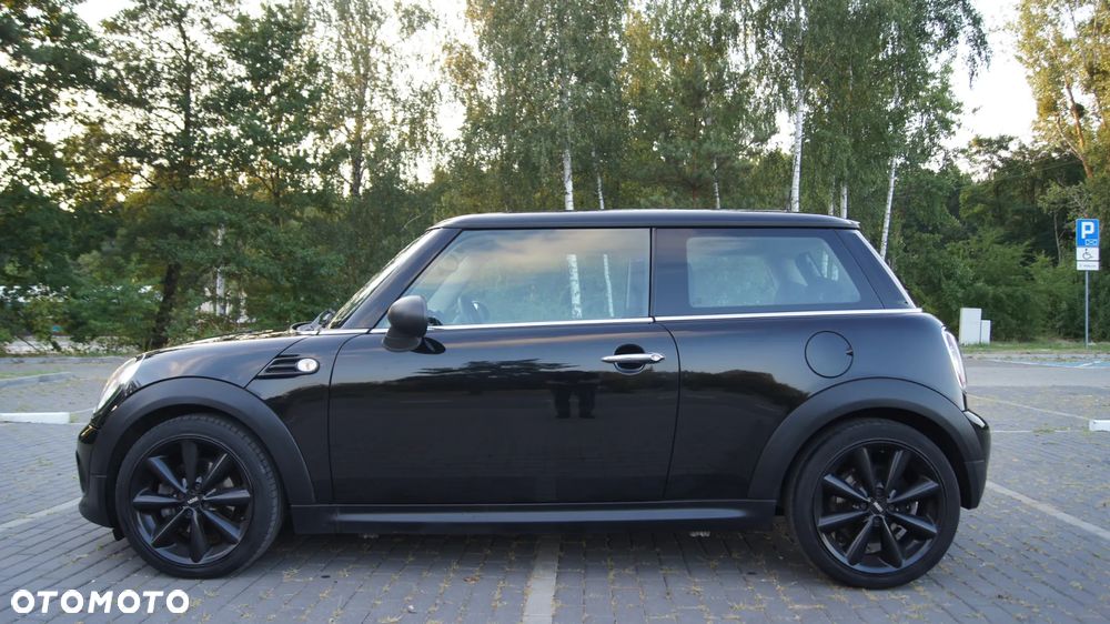 MINI ONE - 3