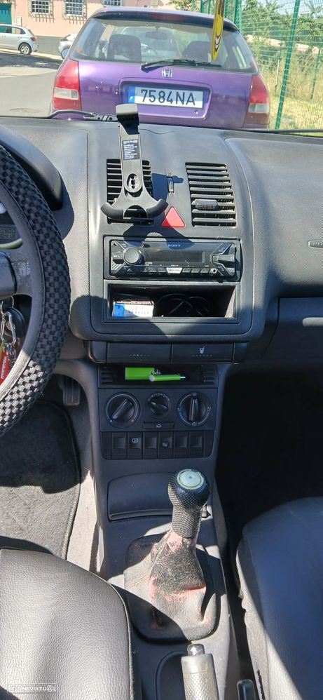 VW Polo 1.4 TDi Confortline - 18