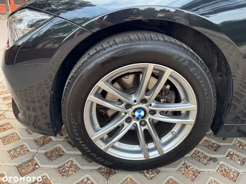 BMW Seria 3 320d xDrive Edition Luxury Line Purity - 19