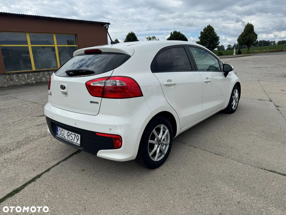 Kia Rio 1.2 Dream Team Edition - 5