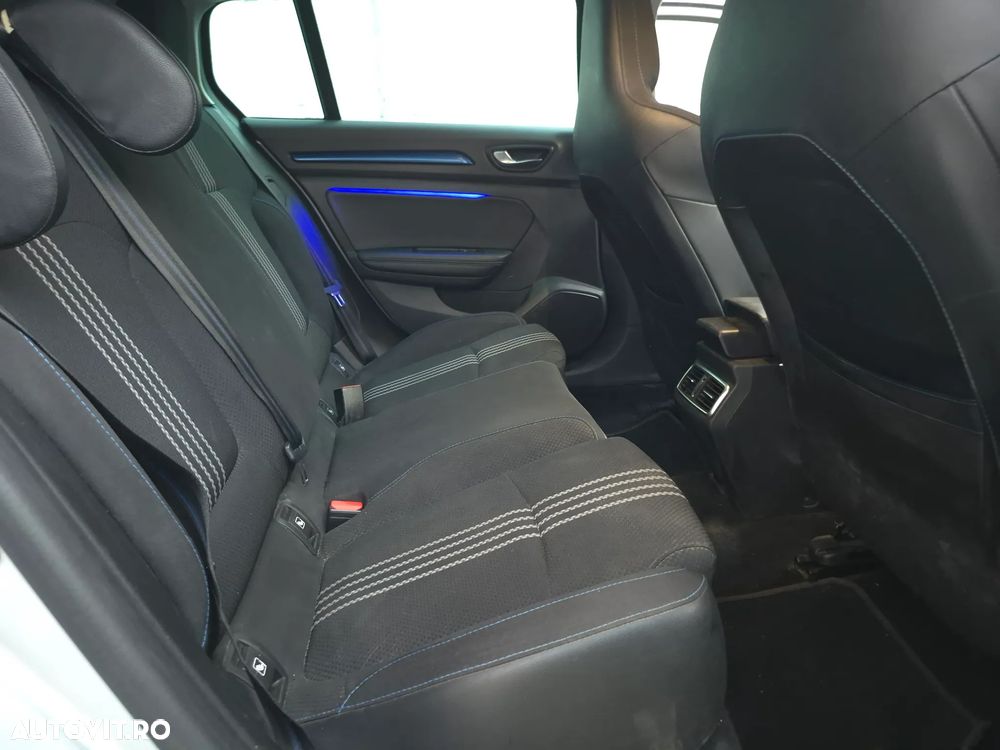 Renault Megane - 12