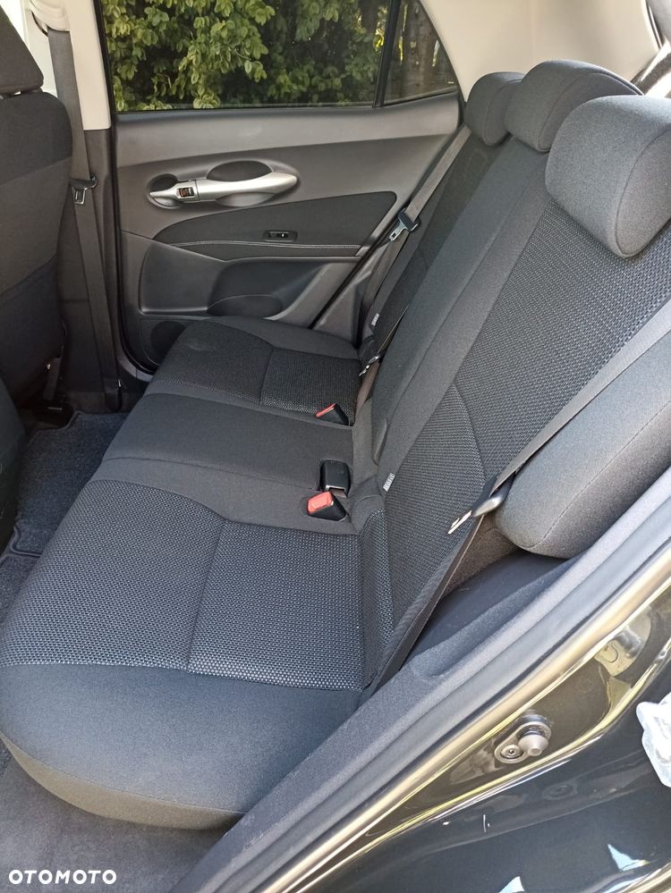 Toyota Auris 1.8 HSD Sol - 31