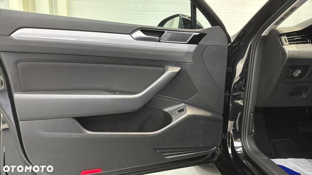 Volkswagen Passat 1.5 TSI EVO Business DSG - 11