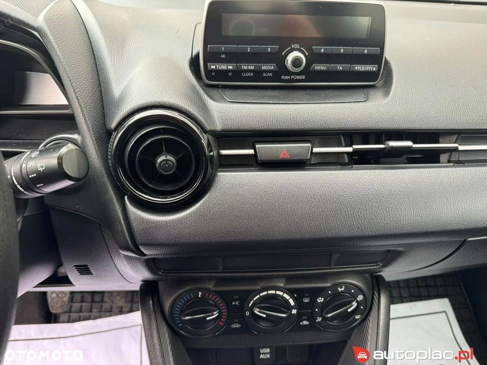 Mazda 2 - 15