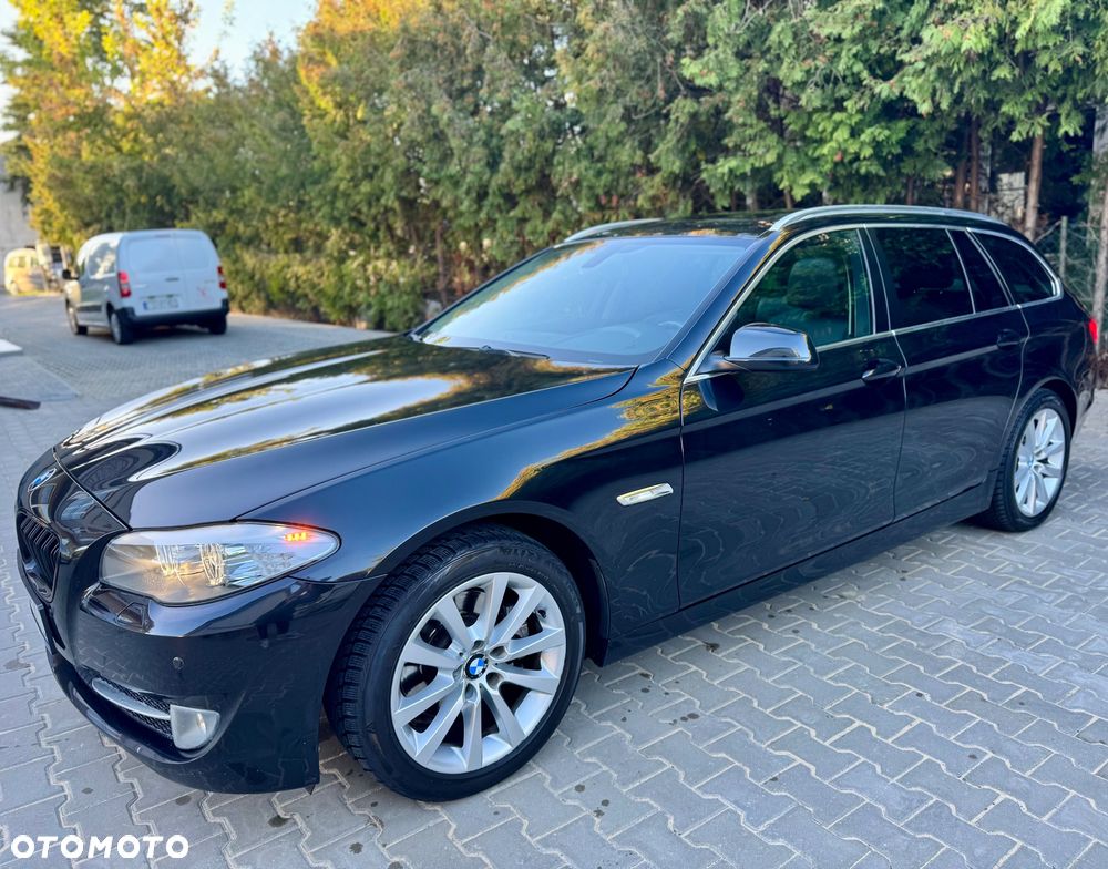 BMW Seria 5 520d - 26
