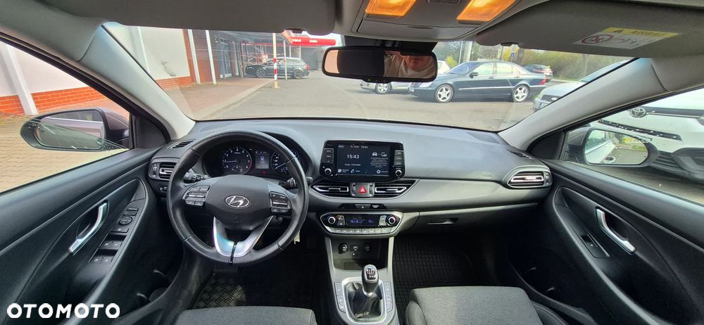 Hyundai i30 1.5 T-GDI 48V-Hybrid EDITION 30 - 11