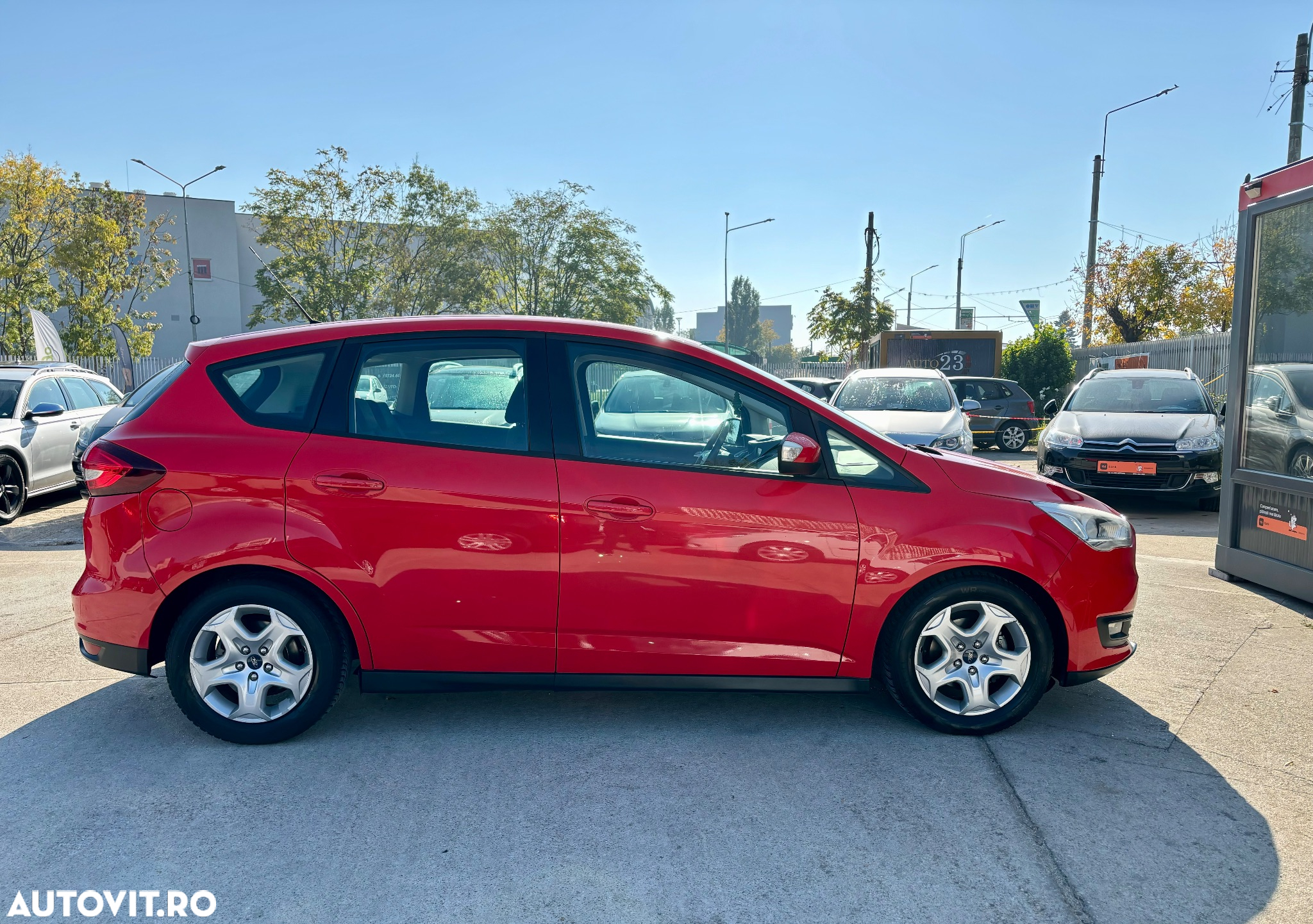 Ford C-Max - 10