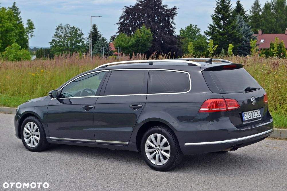 Volkswagen Passat - 2