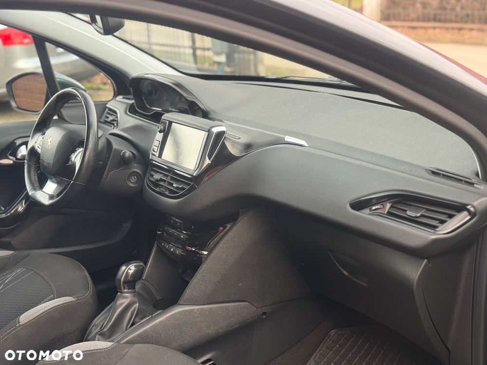 Peugeot 208 e-HDi FAP 92 Stop&Start Allure - 15